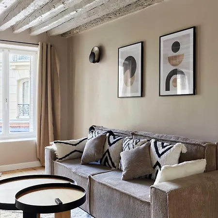 Apartment Bright Air-conditioned In The Marais *